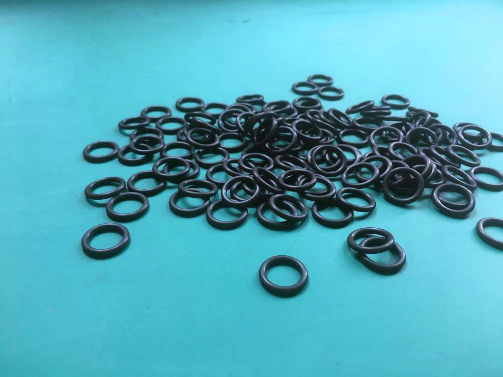 AS568 Oil Resistance Fkm O Ring Material